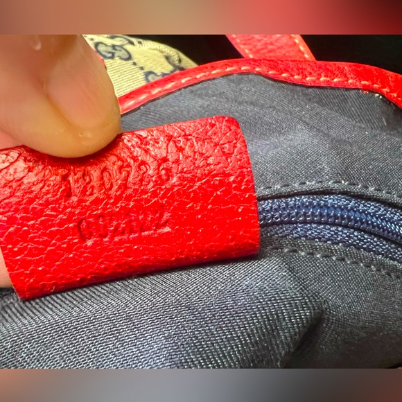 Gucci GG Canvas Pelham Shoulder Bag with Red leather trim - Picture 10 of 12